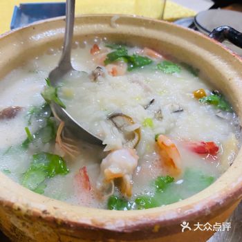 加入黄鳝和虾的砂锅粥绝了