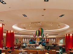 -咖啡苑自助餐厅·中国大饭店