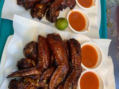 -东海岸人工湖美食村