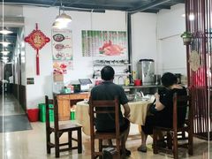 大堂-东胜客河鲜店·西江河鲜·老字號渔家菜