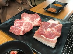 -肉甲韩国木炭烤肉(新壹街1店)