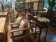 大堂-桉树林A coffee 森林餐厅(三圣乡店)