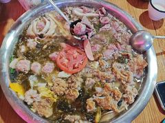 -泸州酸菜豆花火锅川师店