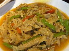 -巧婆婆特色东北菜·铁锅炖