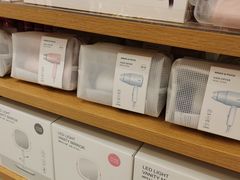 -名创优品(内江万达广场二店)