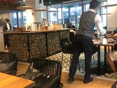 大堂-Erman岩烧牛排(虹桥南丰城店)