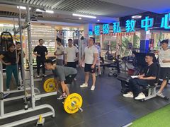 -欢喜运动健身综合馆·HappyGym