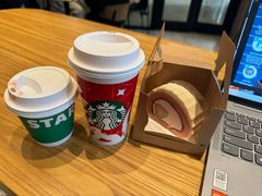 -星巴克(上海长宁来福士1F店)