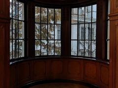 -Nathalie Djurberg与Hans Berg“牛皮纸包裹的月亮”-Prada荣宅当季展览