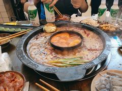 -黄潇洒老火锅(九眼桥宏济巷店)