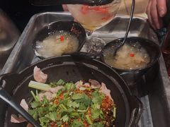 -何师烧烤·香辣蟹·川菜·30年老品牌(太古里旗舰店)