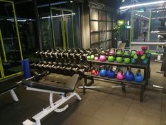 -Liking Fit24小时智能健身(金汇路韩国街店)