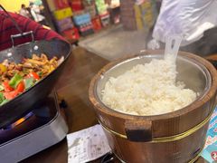 -富正毅三下锅·湘西韵味(天门山索道店)