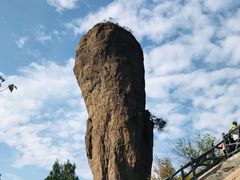 -磬锤峰森林公园