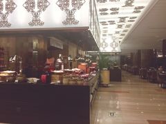 -圣丰索菲特·2 On 988 Café 自助餐厅