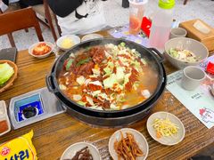 -高基五春川炒鸡排 韩国料理(威海总店)