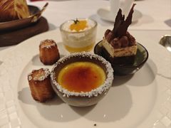 -罗宾斯牛排馆(重庆丽晶酒店)
