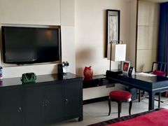 -三亚湾海居铂尔曼度假酒店