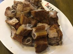 -老鼎万春卤菜(鹭湖宫8区店)