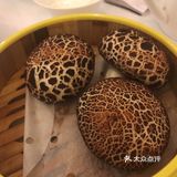 唐宫的午餐套餐来了还是很划算的，这个小兔子真的很好看