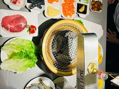 -山焱·炭火自助烤肉(周浦万达店)