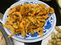 炸河虾-北京龙庆四季香农家饭庄·灶台鱼·碳烤虹鳟鱼(龙庆峡店)