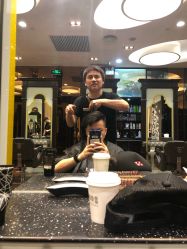 点击看大图 -八佰伴8008星级形象店