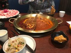 -重庆爽翻天老火锅(临平万达广场店)