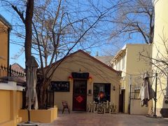 -荒岛书店(黄县路店)