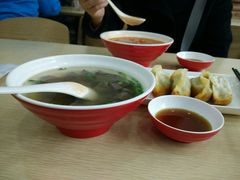 -珊珊小笼馆(仙霞路店)