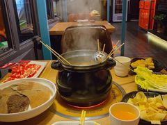 -尚品小土屋涮毛肚(李沧万达店)