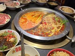 -沸炉重庆老火锅(军事博物馆店)