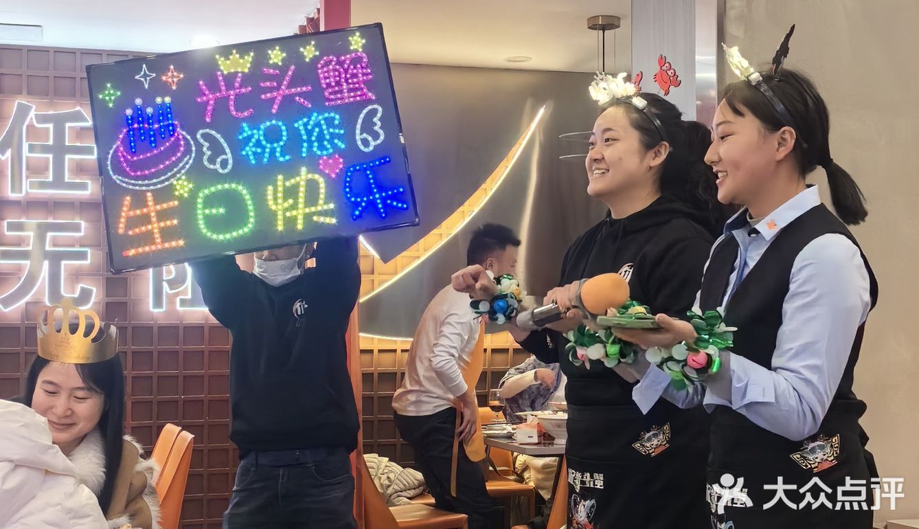 吃腻了建设路的小吃？那就来试试这家干锅叭[色][色]