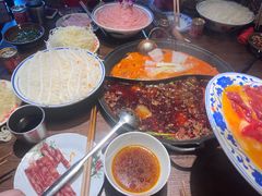 -萍姐火锅·公路夜市(武汉首店)