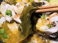 -山城外·非遗酸菜鱼(新都汇融店)