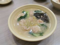 鲜肉大馄饨-圆宝台湾小吃(迎津街店)