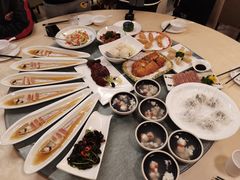 -新镇江酒家(南京西路店)