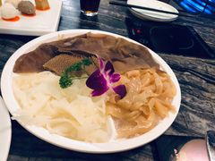 -云中捞高空旋转餐厅(商茂世纪广场店)