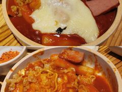 芝士拉面炒年糕-喜来稀肉(北外滩白玉兰广场店)