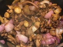 -胡须佬鸡煲四季火锅店(石厦西村直营店)