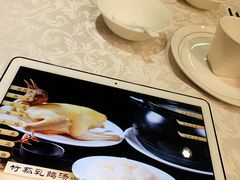 -琬苑鸽庄·川粤融合菜(解放碑总店)