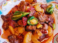 新疆沙湾大盘鸡-巴依老爷新疆美食(常营店)