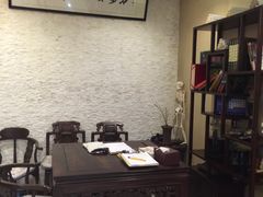 -莱蔻·圣灸堂·推拿艾灸(天山店)