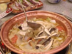 -阿婆情腊排骨火锅(金虹路店)