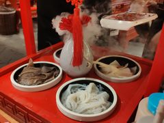 谭公四宝-谭鸭血老火锅(龙湖宝山天街店)
