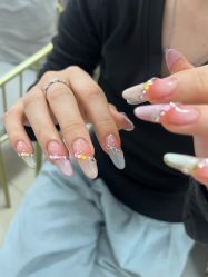 -尤米一站式美甲美睫