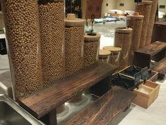 -西安大雁塔科技大学地铁站亚朵酒店