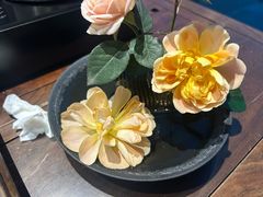 -忆江南酒店(交通大学咸宁路地铁站店)