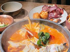 酸汤鱼-毛辣果·酸