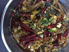 鑫小城故事餐厅(兴业路店)-鑫小城故事·砂锅·排骨藕汤(兴业路店)
